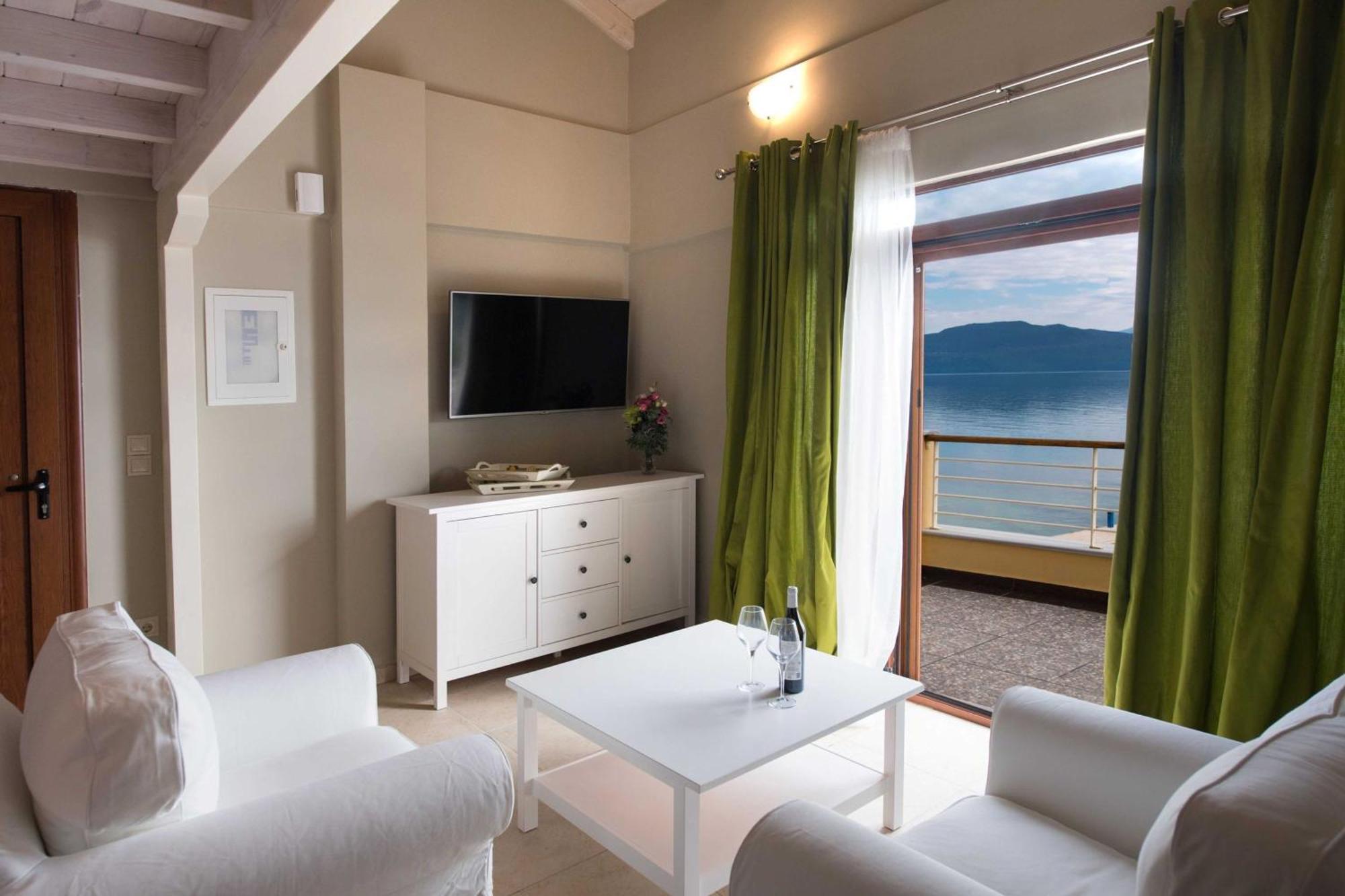 Nv Suites - Sea Front Av Properties 尼基亚娜 外观 照片