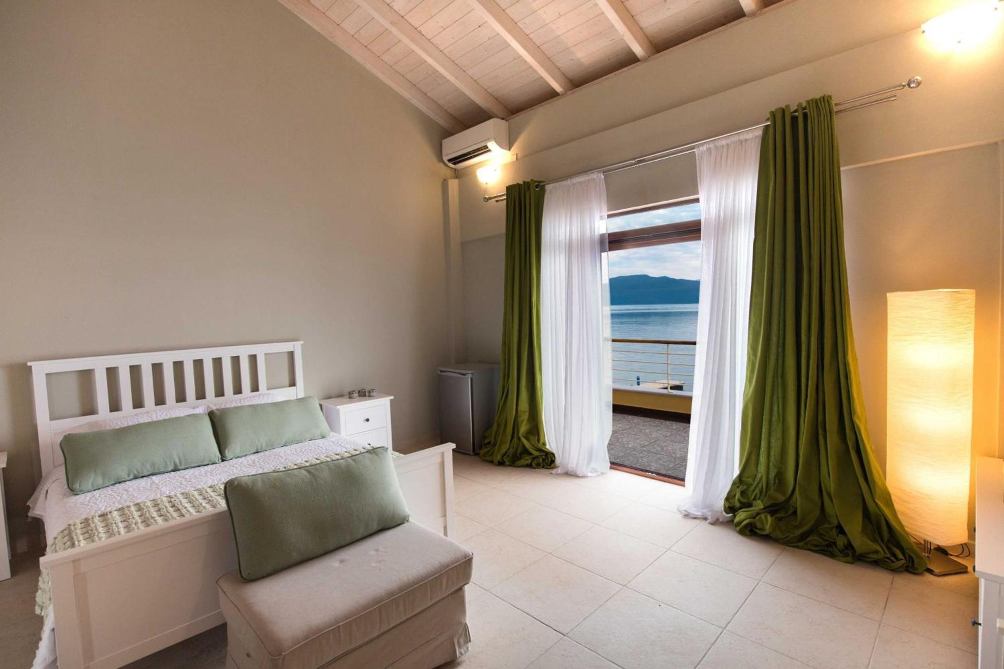 Nv Suites - Sea Front Av Properties 尼基亚娜 外观 照片