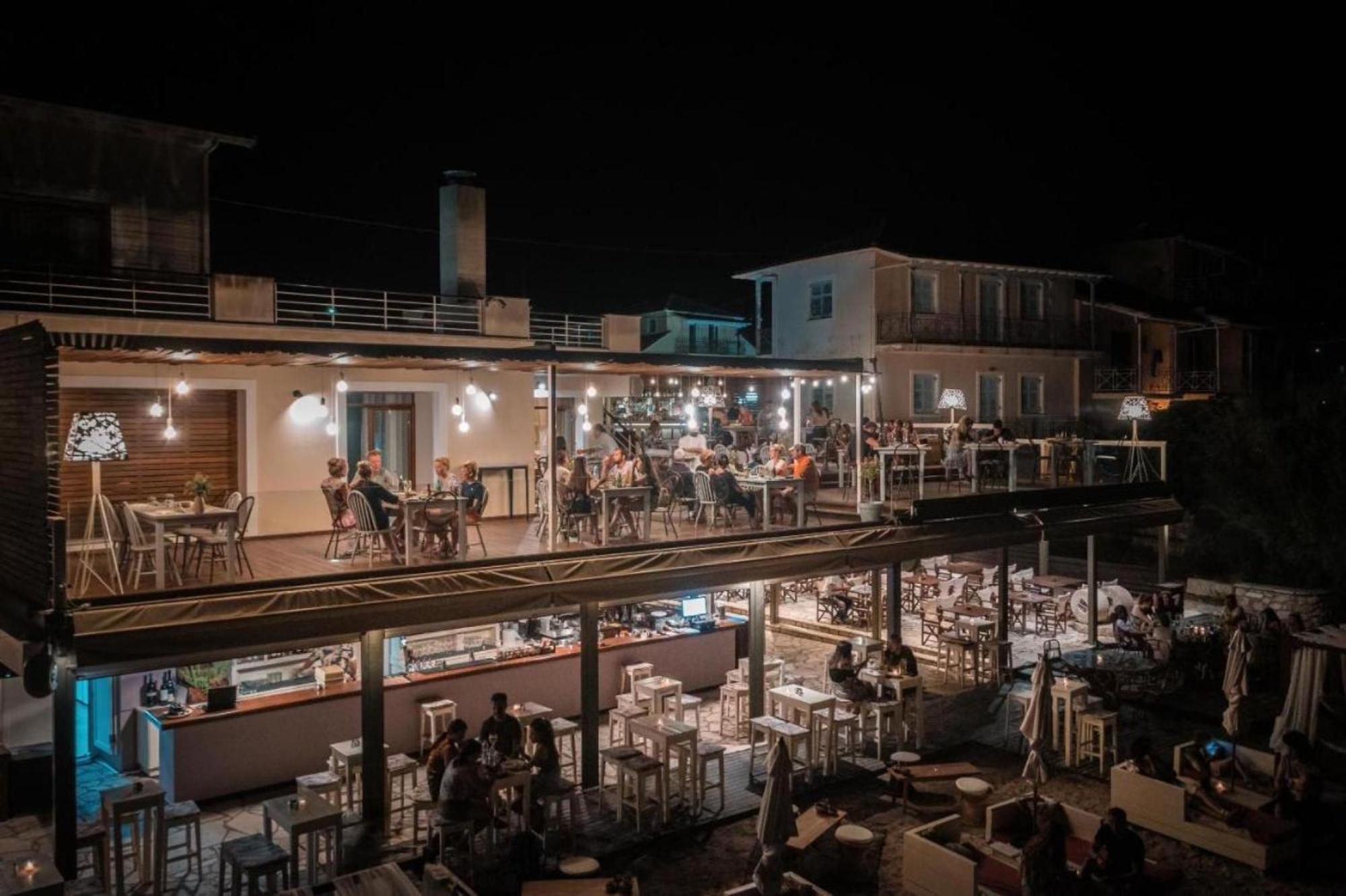 Nv Suites - Sea Front Av Properties 尼基亚娜 外观 照片